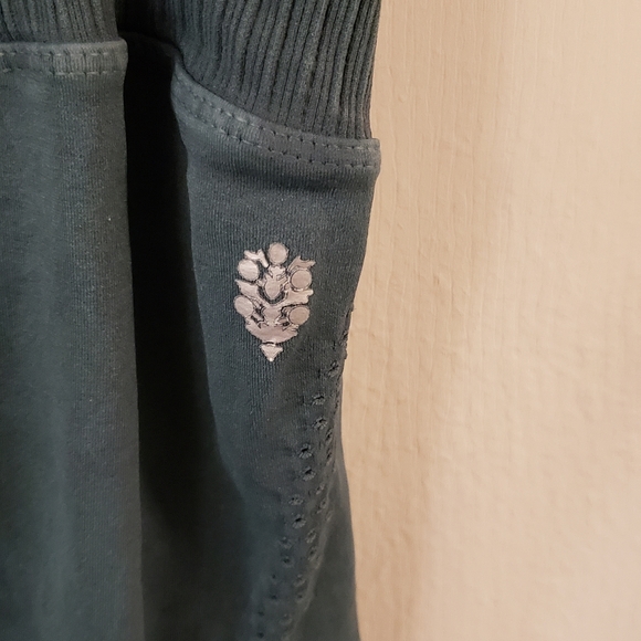 🌻 Free People Movement Good Karma Onesie - Picture 5 of 5